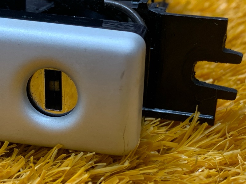 Замок бардачка, 1000 рублей, Красноярск