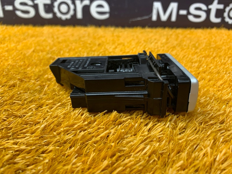 Замок бардачка, 1000 рублей, Красноярск