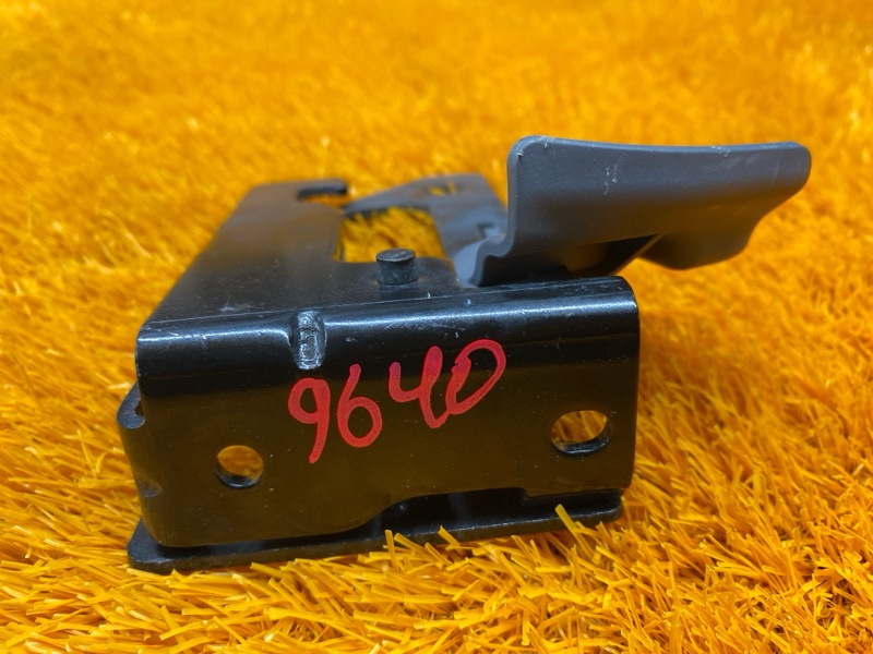 замок капота, 2850 рублей, Красноярск