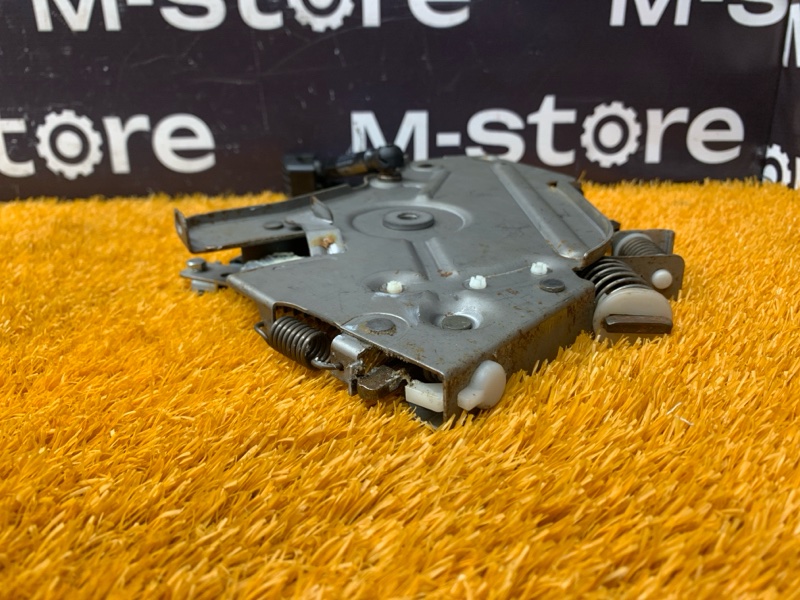 Педаль стояночного тормоза, 500 рублей, Красноярск