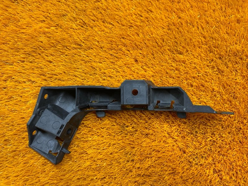 крепление бампера, 1500 рублей, Красноярск