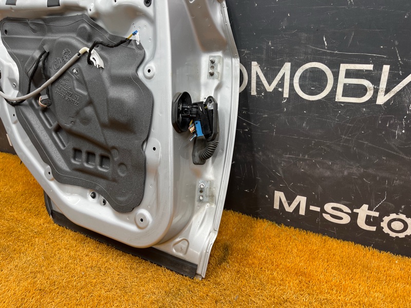 дверь, 10000 рублей, Красноярск