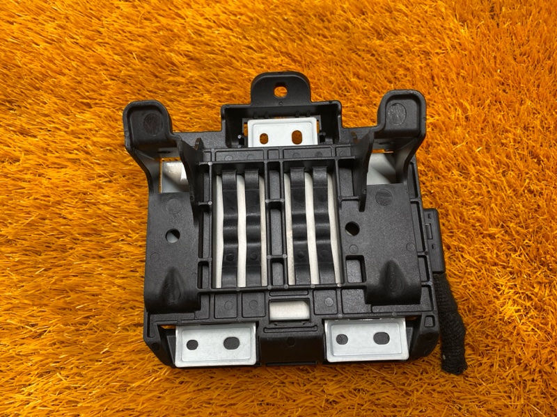 Блок управления мультимедиа, 800 рублей, Красноярск