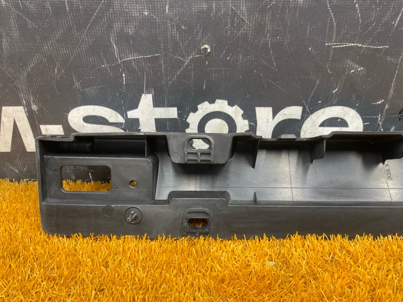 кронштейн порога, 400 рублей, Красноярск