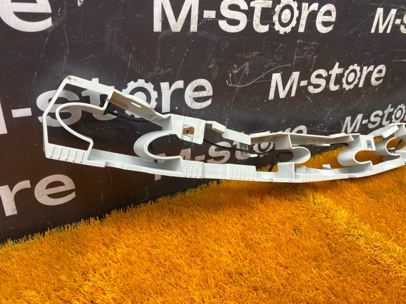 крепление бампера, 650 рублей, Красноярск