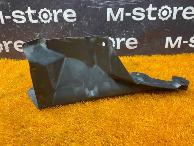 подкрылок, 400 рублей, Красноярск