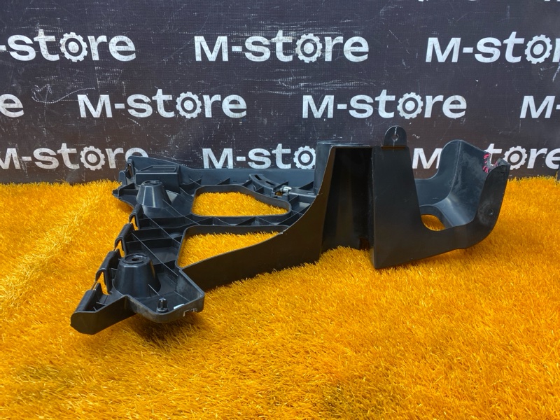 крепление бампера, 800 рублей, Красноярск