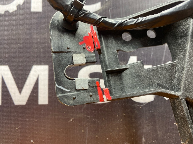 крепление крыла, 1600 рублей, Красноярск