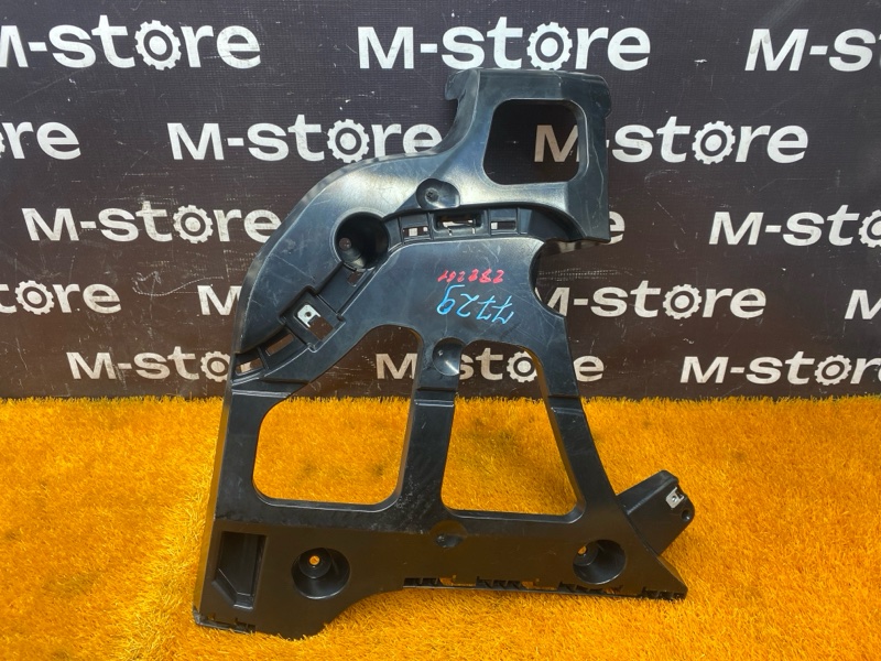 крепление бампера, 1500 рублей, Красноярск