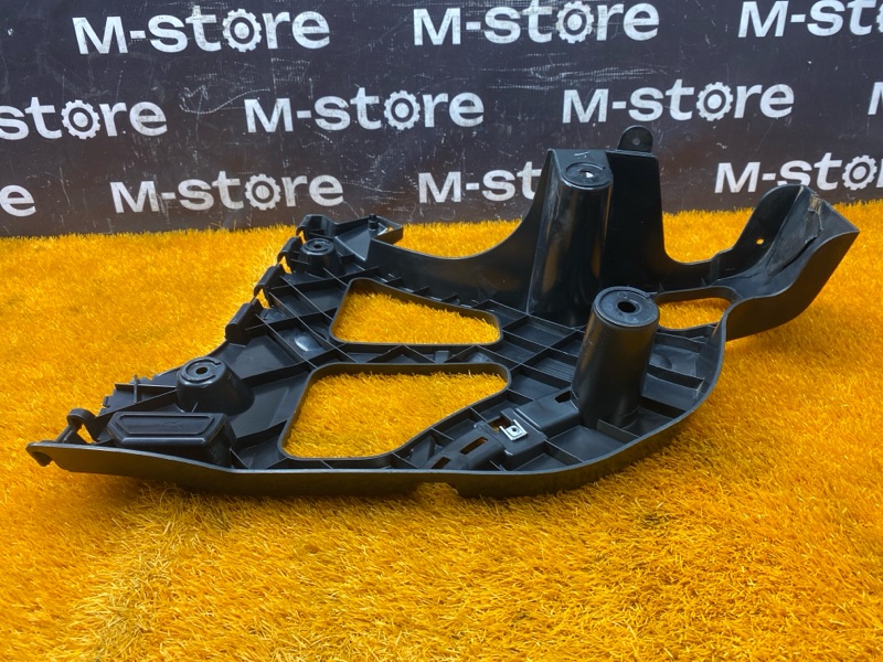 крепление бампера, 1500 рублей, Красноярск