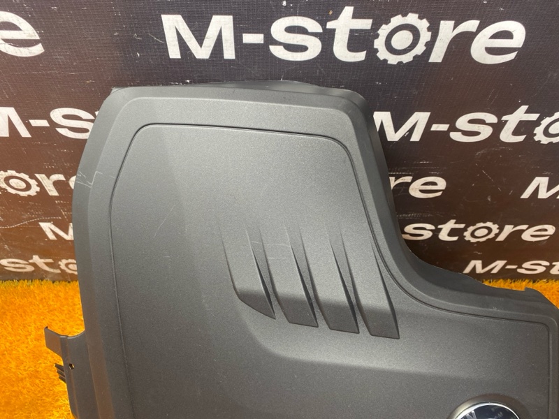 крышка двигателя, 1000 рублей, Красноярск