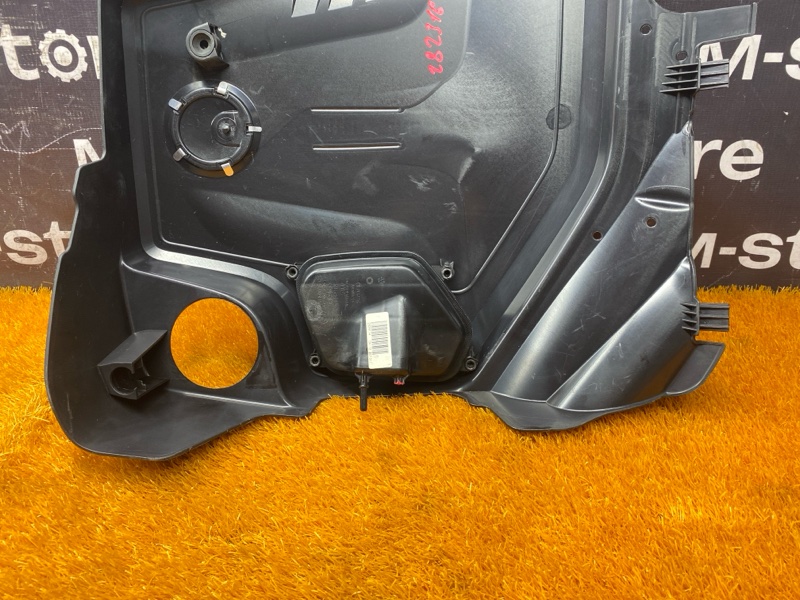 крышка двигателя, 1000 рублей, Красноярск