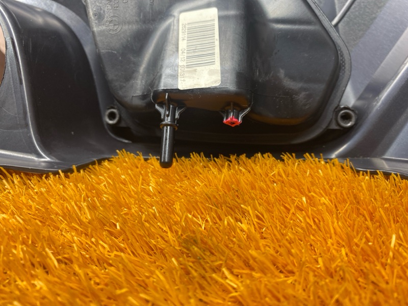 крышка двигателя, 1000 рублей, Красноярск