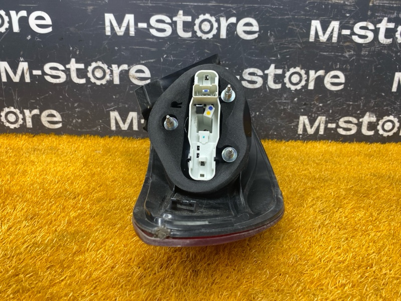 Фонарь задний, 8000 рублей, Красноярск