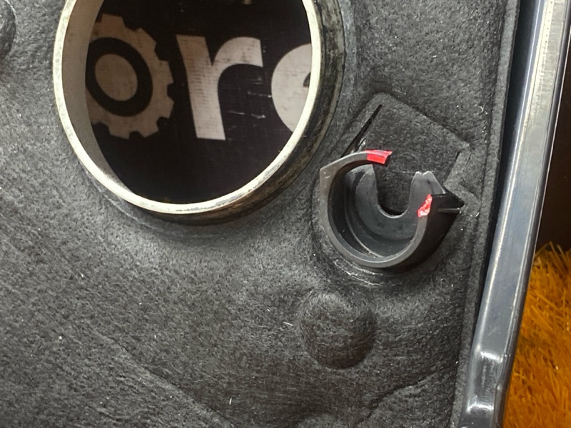 крышка двигателя, 1500 рублей, Красноярск