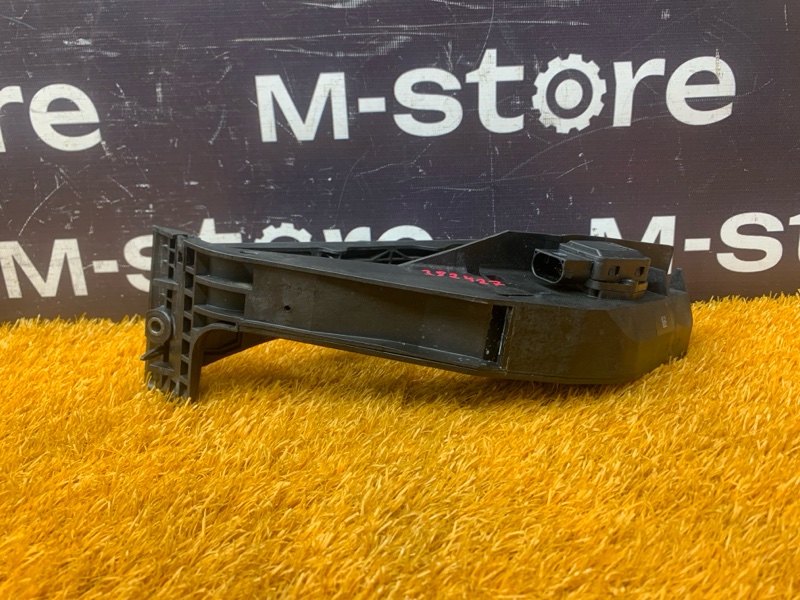 педаль газа, 500 рублей, Красноярск