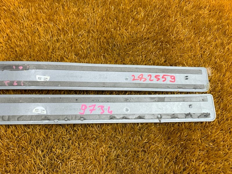 Накладка на порог салона, 1000 рублей, Красноярск