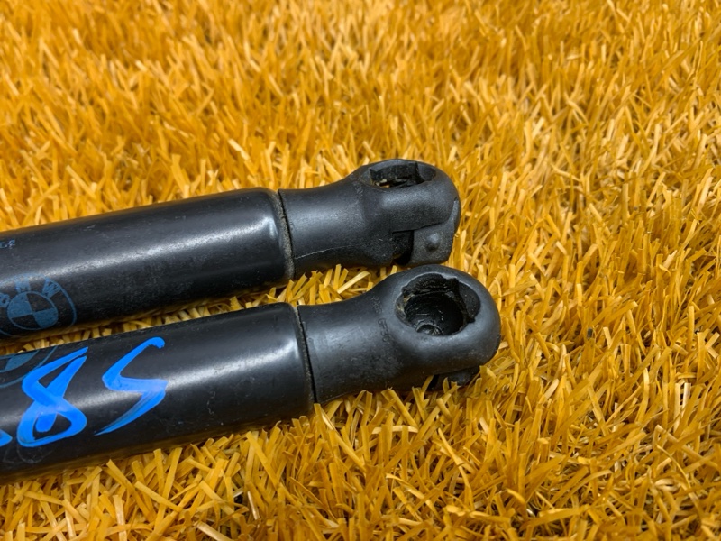 амортизатор капота, 1000 рублей, Красноярск