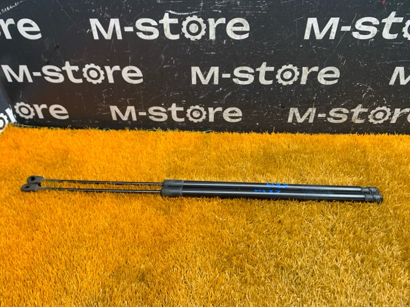 амортизатор багажника, 1000 рублей, Красноярск