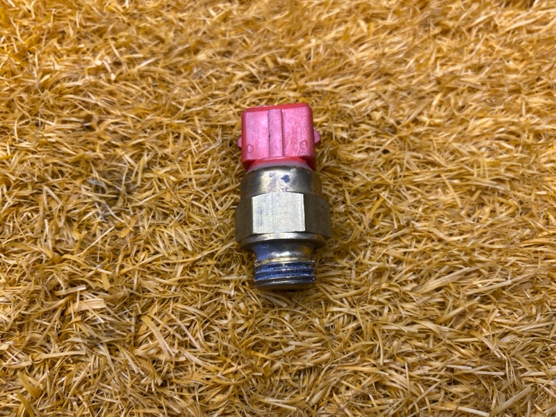 датчик температуры охлаждающей жидкости, 200 рублей, Красноярск