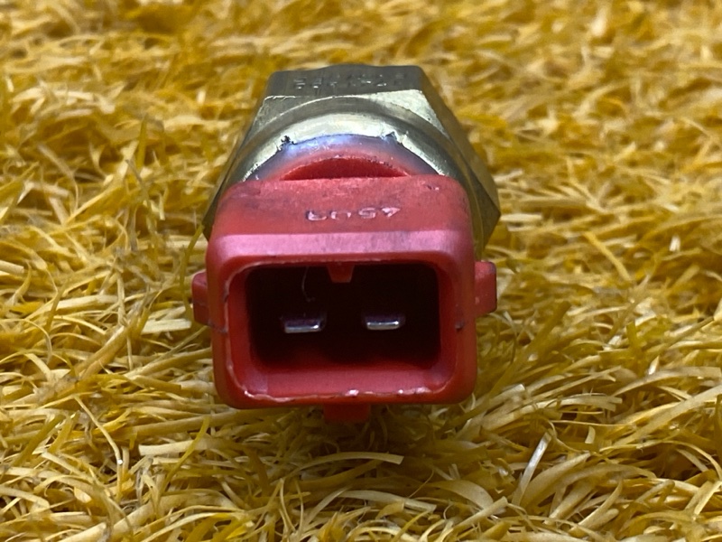 датчик температуры охлаждающей жидкости, 200 рублей, Красноярск