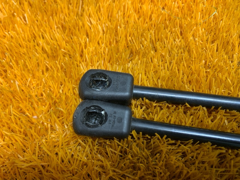 амортизатор капота, 3000 рублей, Красноярск