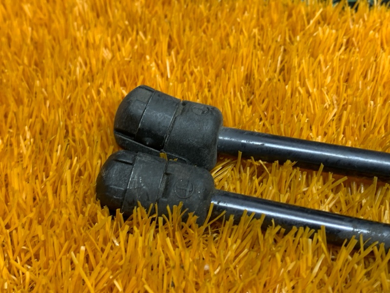 амортизатор капота, 500 рублей, Красноярск