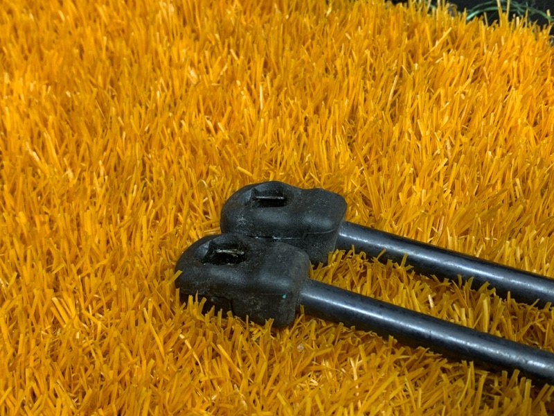 амортизатор капота, 500 рублей, Красноярск