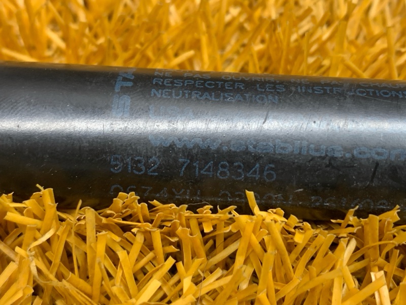 амортизатор капота, 500 рублей, Красноярск