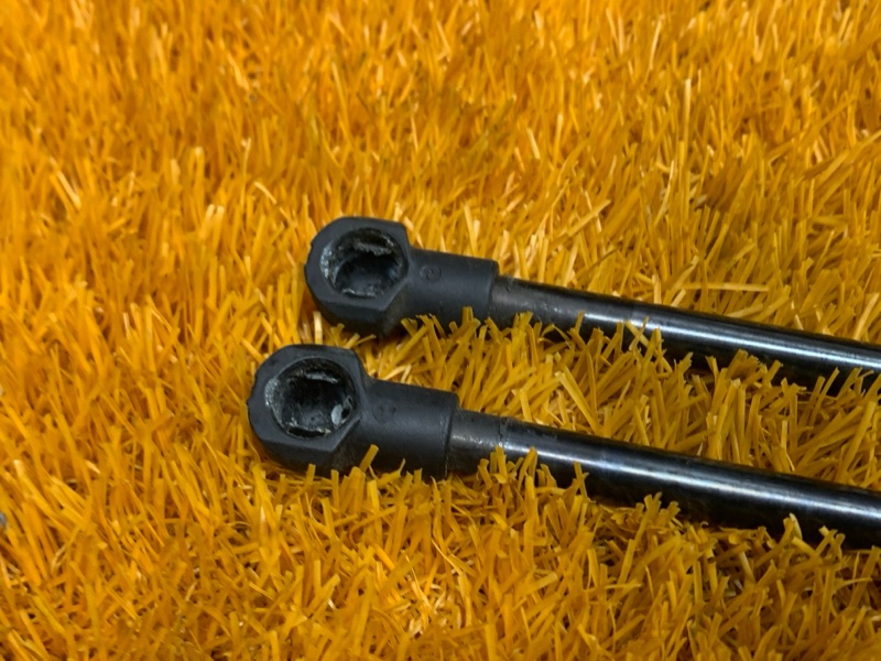 амортизатор капота, 900 рублей, Красноярск