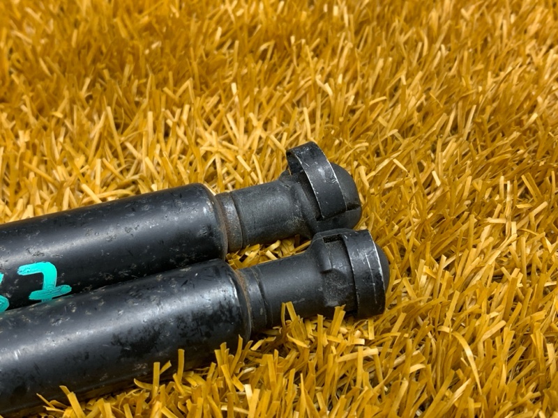 амортизатор капота, 900 рублей, Красноярск