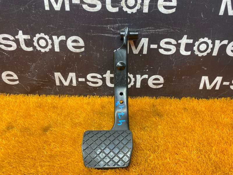 педаль тормоза, 400 рублей, Красноярск