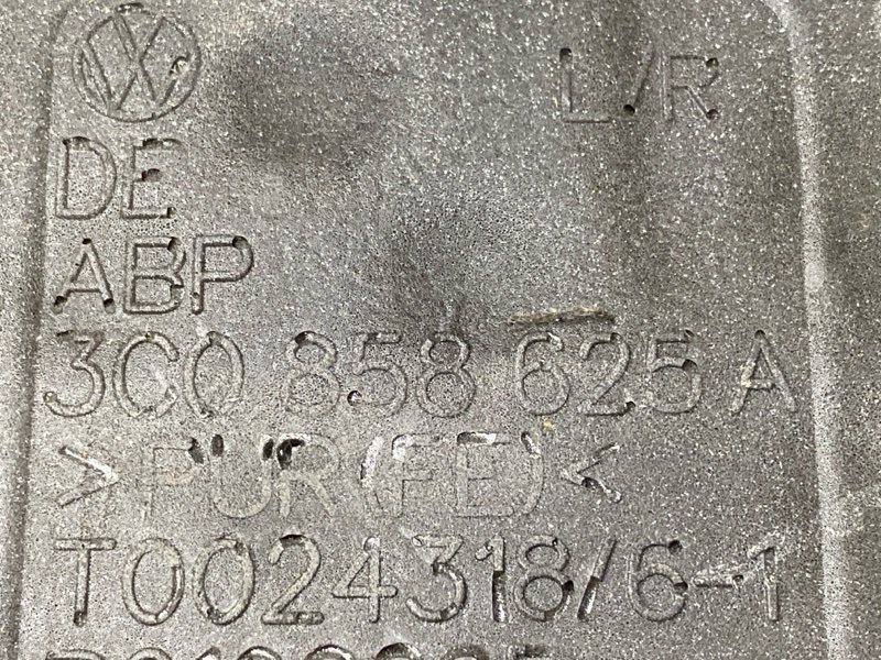 Кожух рулевой колонки, 300 рублей, Красноярск