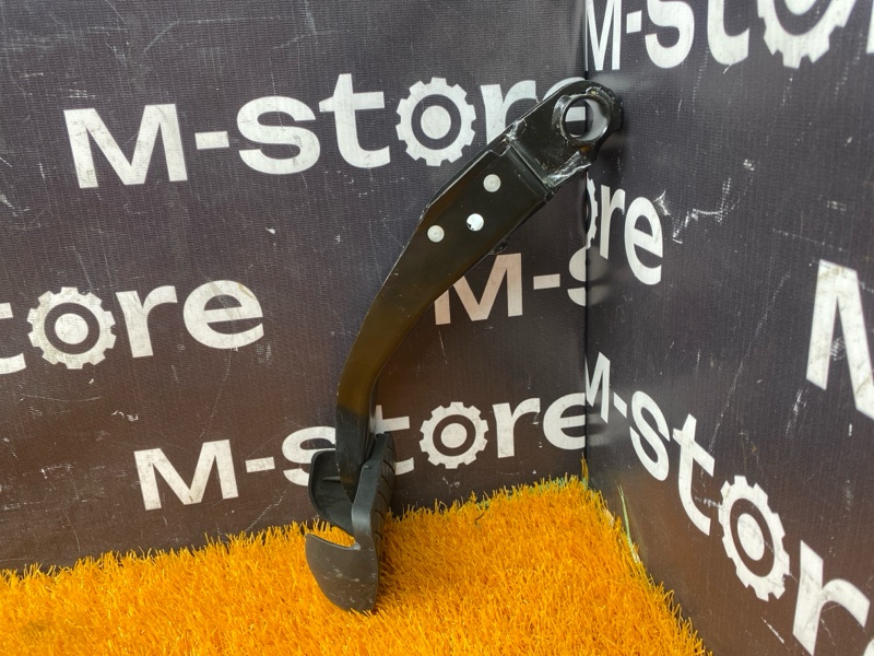 педаль тормоза, 400 рублей, Красноярск