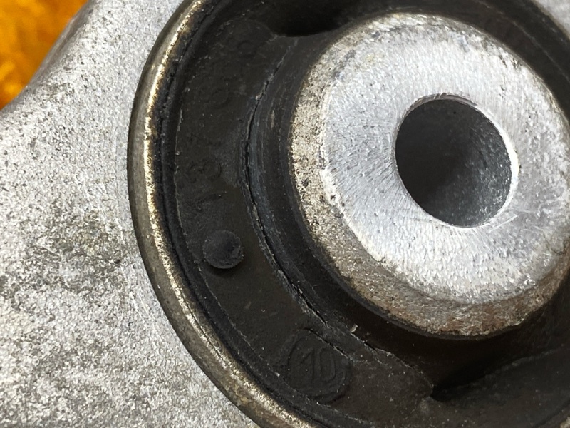 Рычаг подвески верхний, 800 рублей, Красноярск