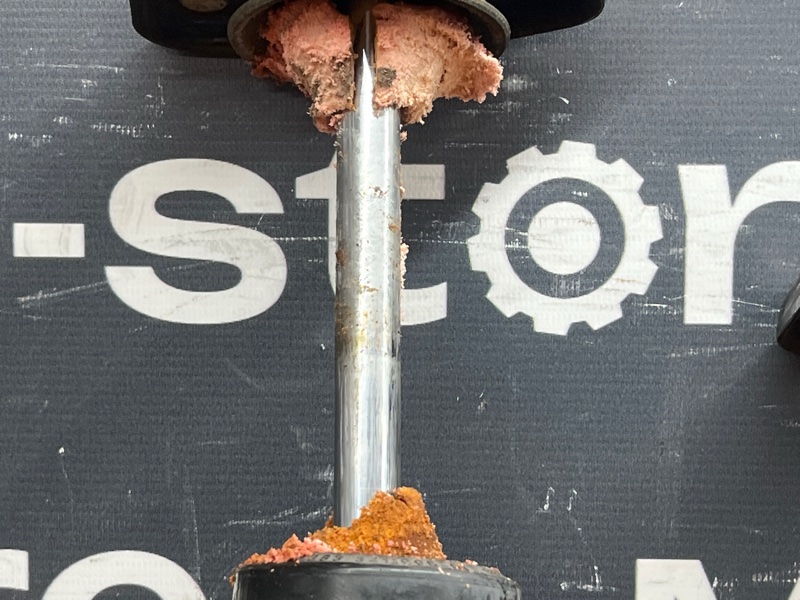 Амортизатор, 2000 рублей, Красноярск