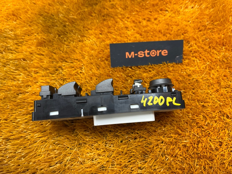 Блок управления стеклоподъемниками, 1000 рублей, Красноярск