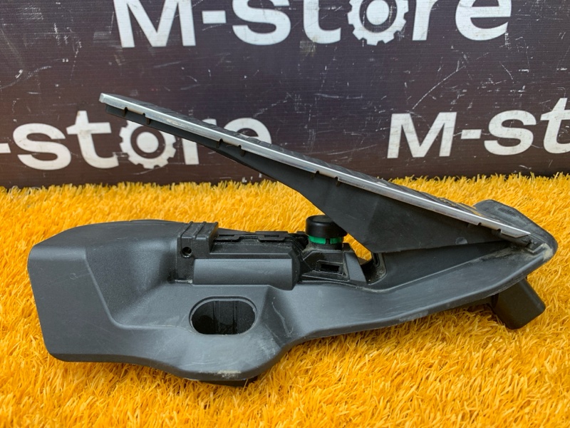 педаль газа, 500 рублей, Красноярск