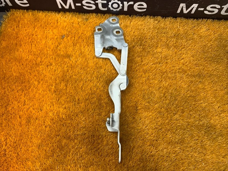 петля капота, 2500 рублей, Красноярск