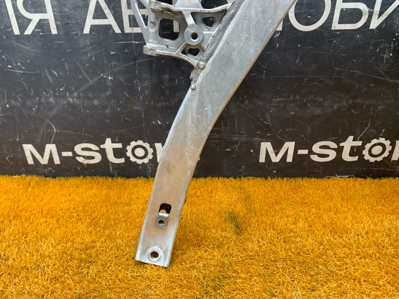 Балка поперечная (подрамник), 6500 рублей, Красноярск