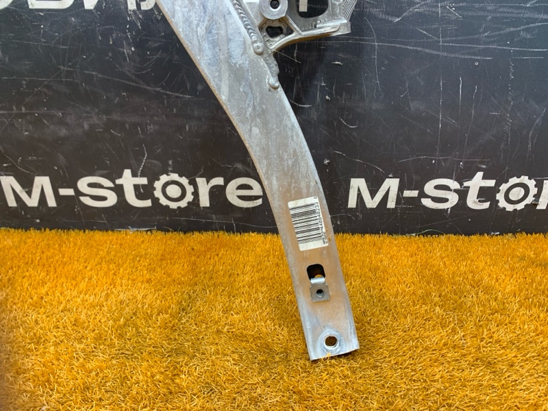 Балка поперечная (подрамник), 6500 рублей, Красноярск