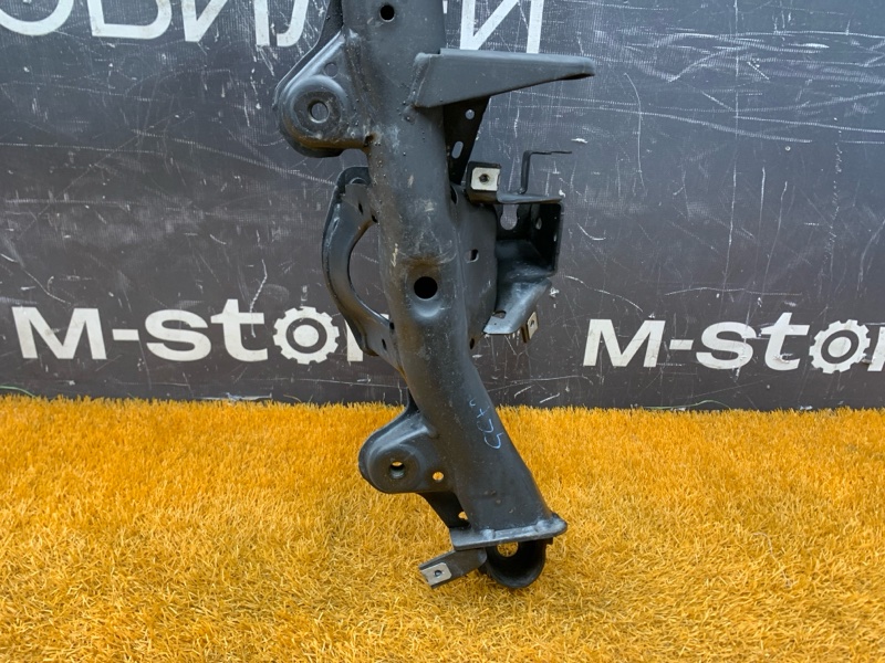 Балка поперечная (подрамник), 10200 рублей, Красноярск