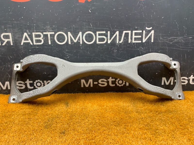 Балка поперечная (подрамник), 700 рублей, Красноярск