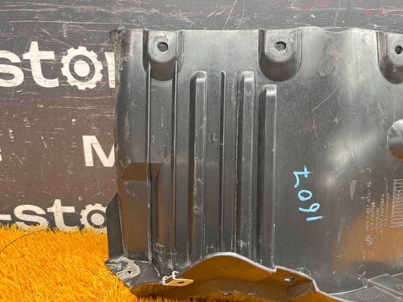 подкрылок, 1200 рублей, Красноярск