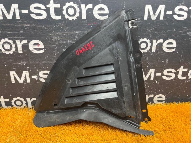 подкрылок, 2500 рублей, Красноярск