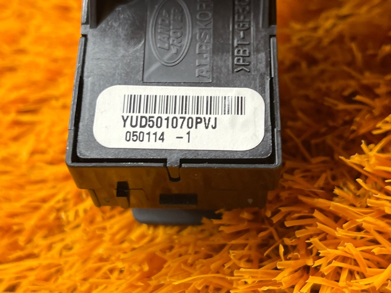 кнопка стеклоподъемника, 500 рублей, Красноярск