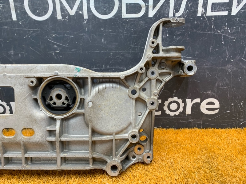 Балка поперечная (подрамник), 3500 рублей, Красноярск