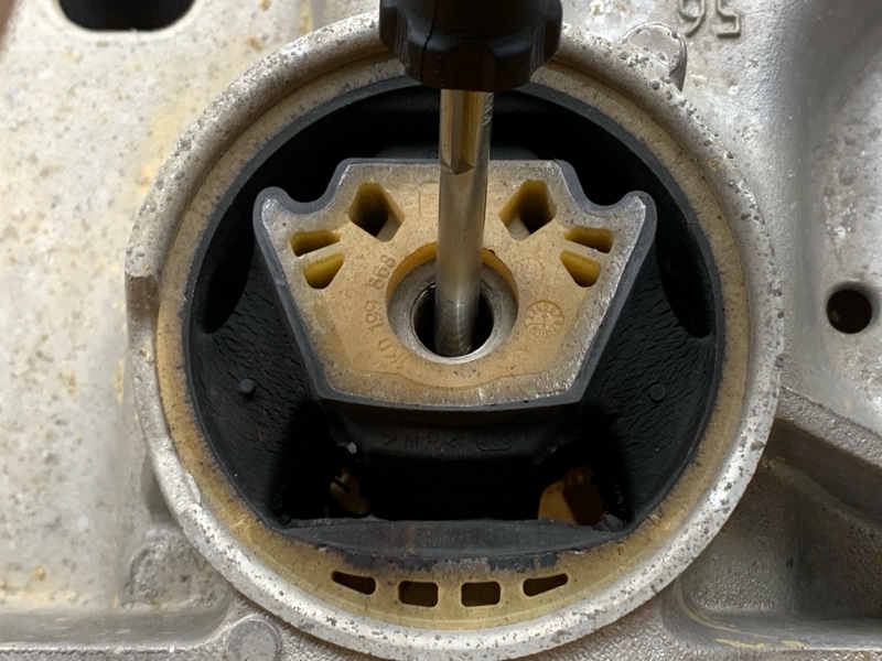 Балка поперечная (подрамник), 3500 рублей, Красноярск