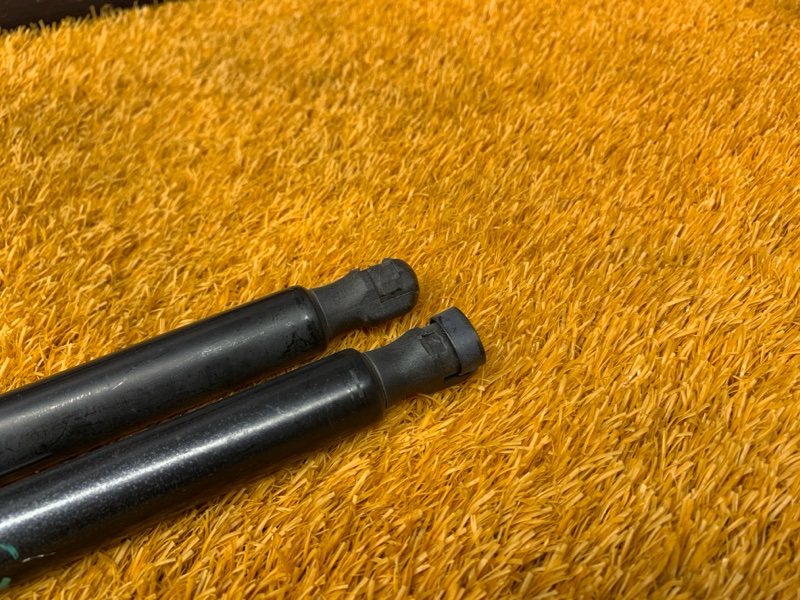 амортизатор багажника, 700 рублей, Красноярск