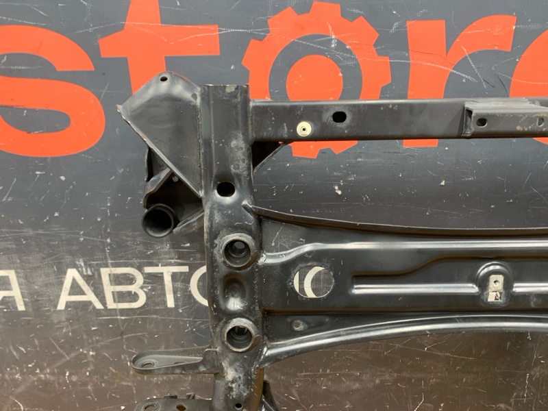 Балка поперечная (подрамник), 10200 рублей, Красноярск